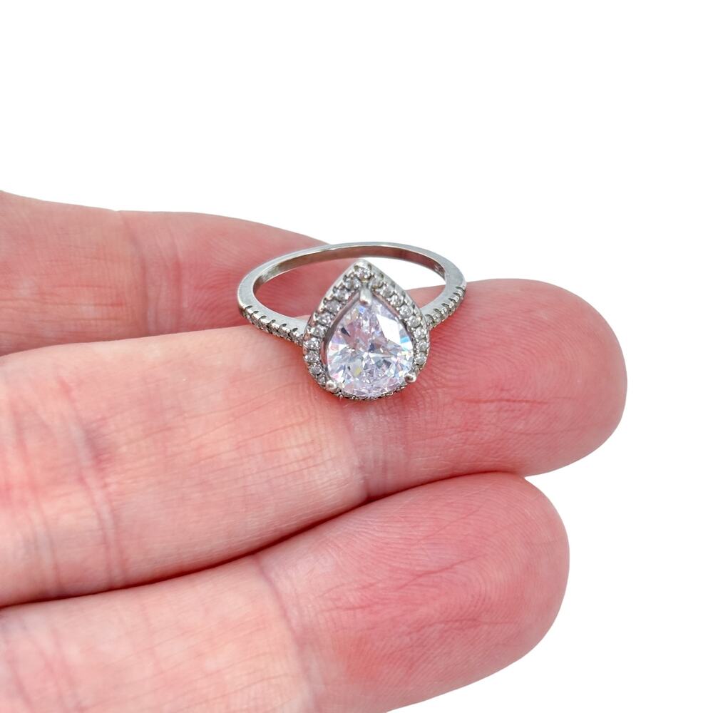 Vintage Sterling Silver 925 Pear Cut Cubic Zirconia Halo Ring Size 7